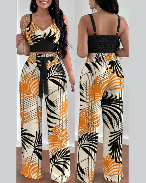 Two-Piece Women’s Pants Set - Sleeveless Crop Top with Wide Leg Trouser and Palm Leaf Print